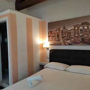 Relais Arco Della Pace 2*, Roma İtalya