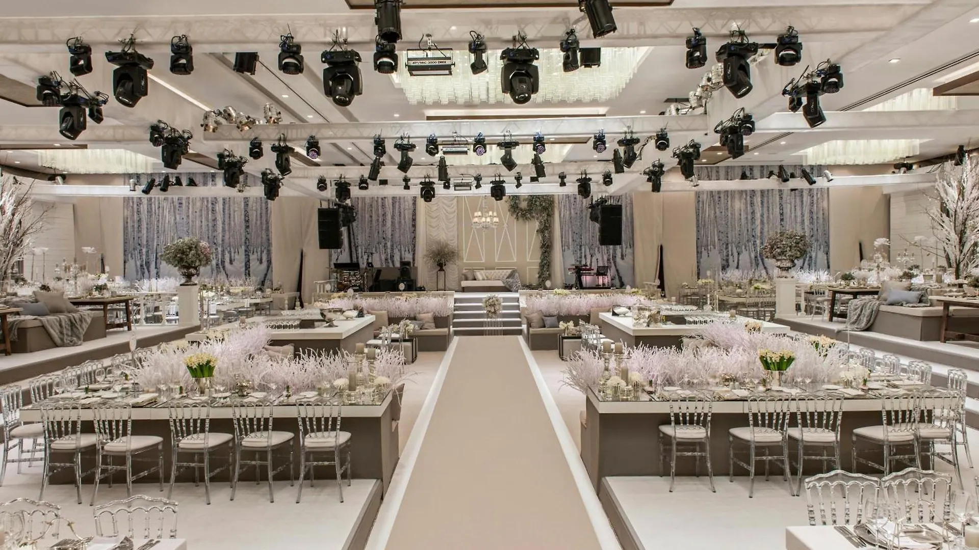 Renaissance Polat Istanbul Hotel 5*,