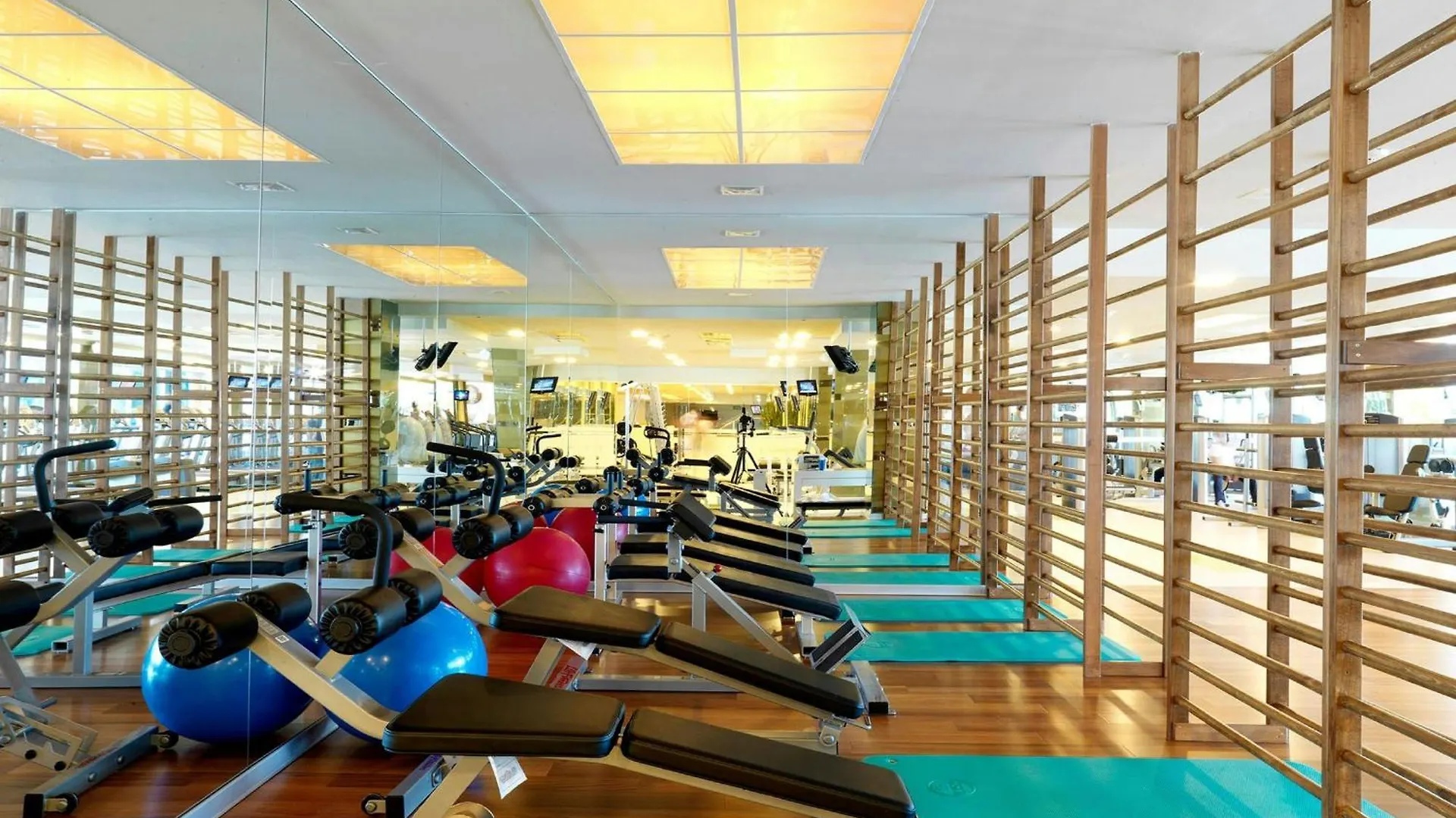 Renaissance Polat Istanbul Hotel